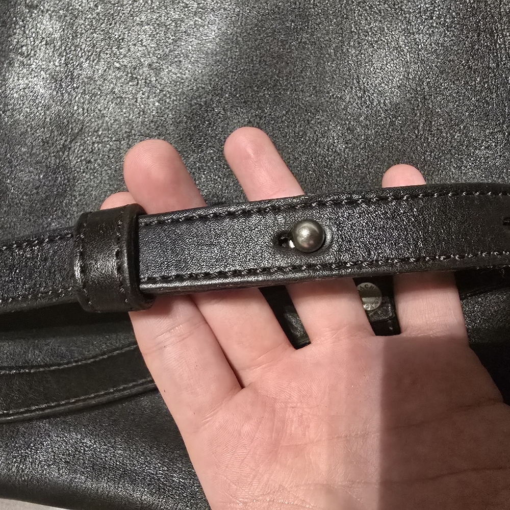 Coach Vintage Chelsea Leather Slim Crossbody #9457 - Picture 7 of 16